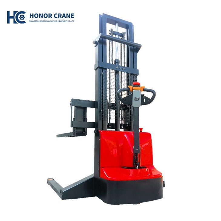 Full electric Walking straddle stacker